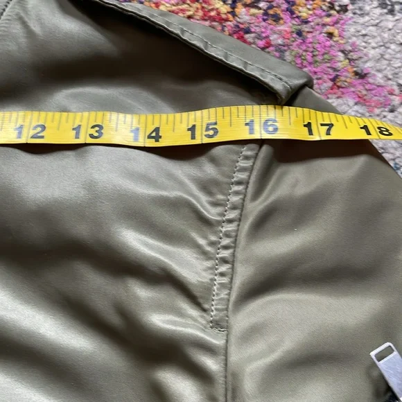 💚 Saint Laurent Green Padded Bomber Jacket - Picture 11 of 12